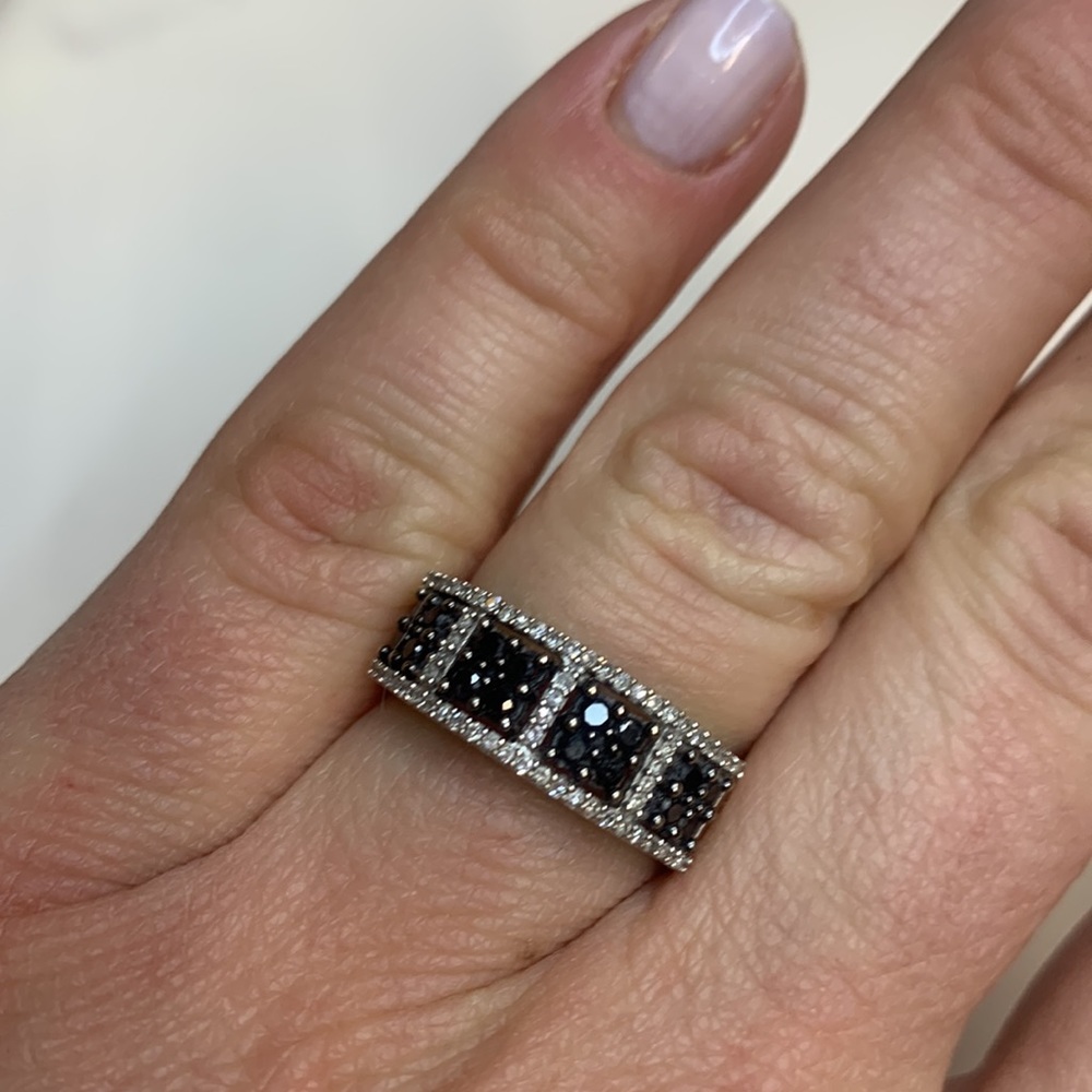14k gold ring with black and white diamonds